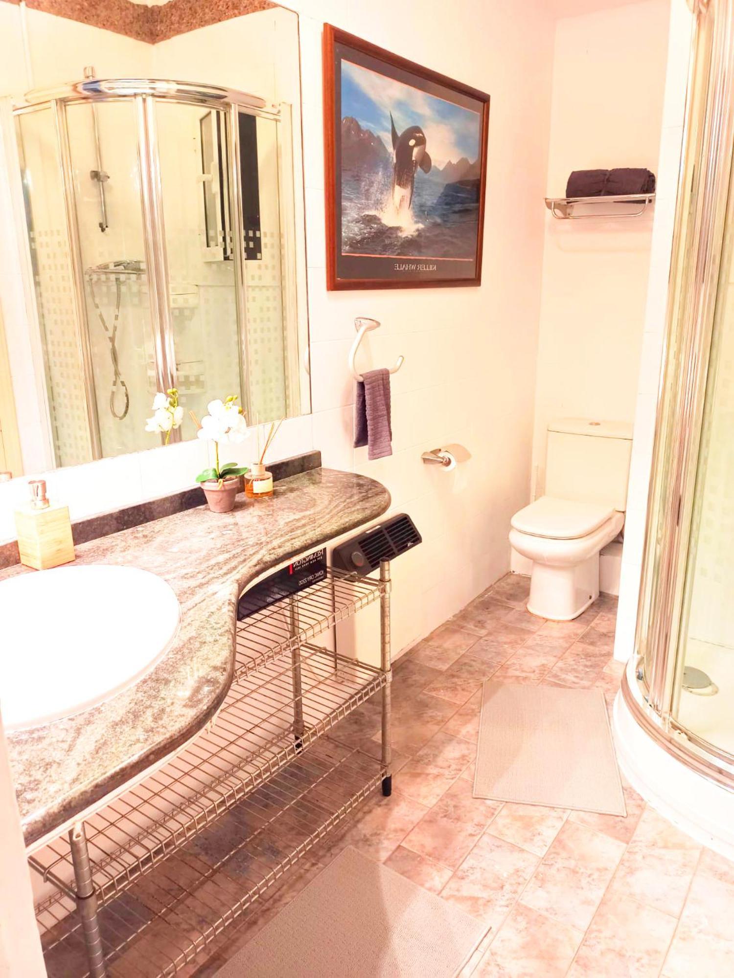 By Urquinaona Private Rooms 巴塞罗那 外观 照片