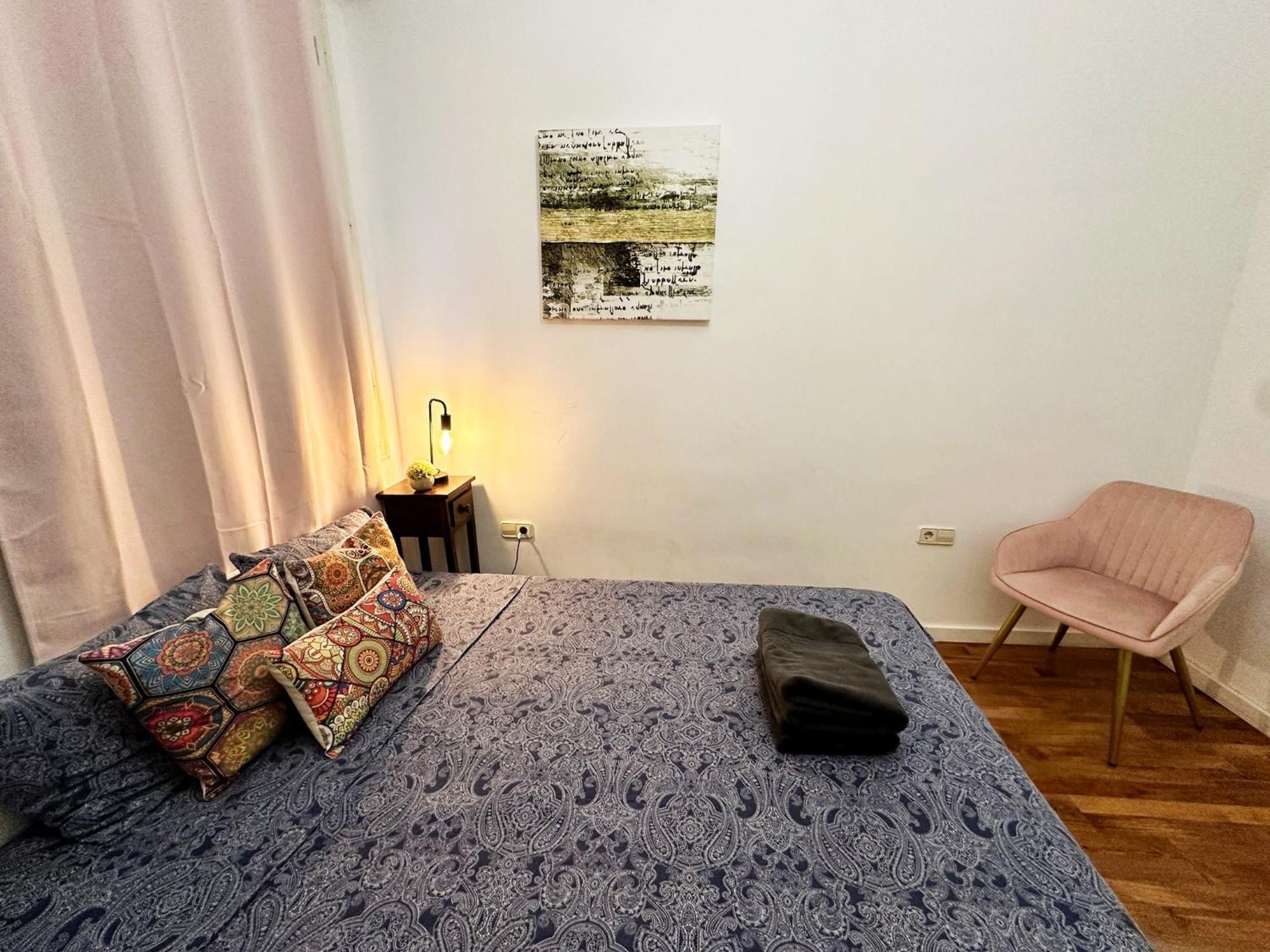 By Urquinaona Private Rooms 巴塞罗那 外观 照片