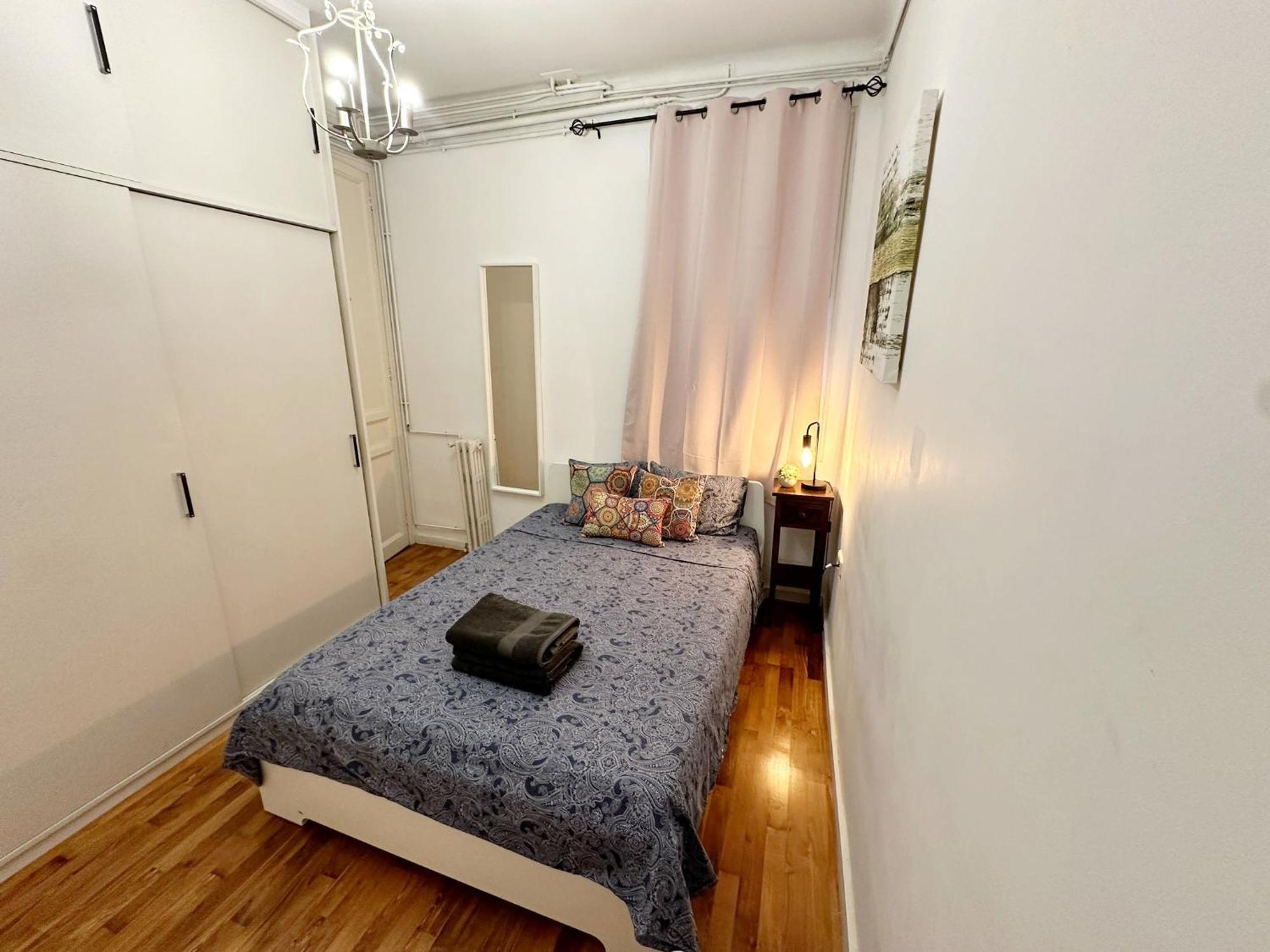 By Urquinaona Private Rooms 巴塞罗那 外观 照片